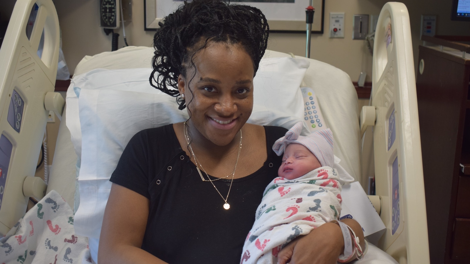 Mom gives celestial name to baby born during total solar eclipse KVNU