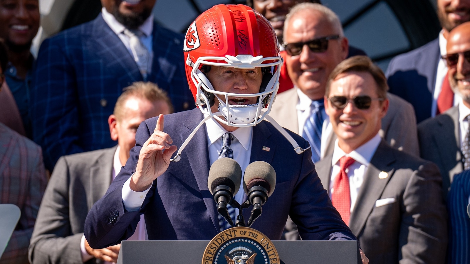 Biden hams it up with Super Bowl champs, Kansas City Chiefs at White