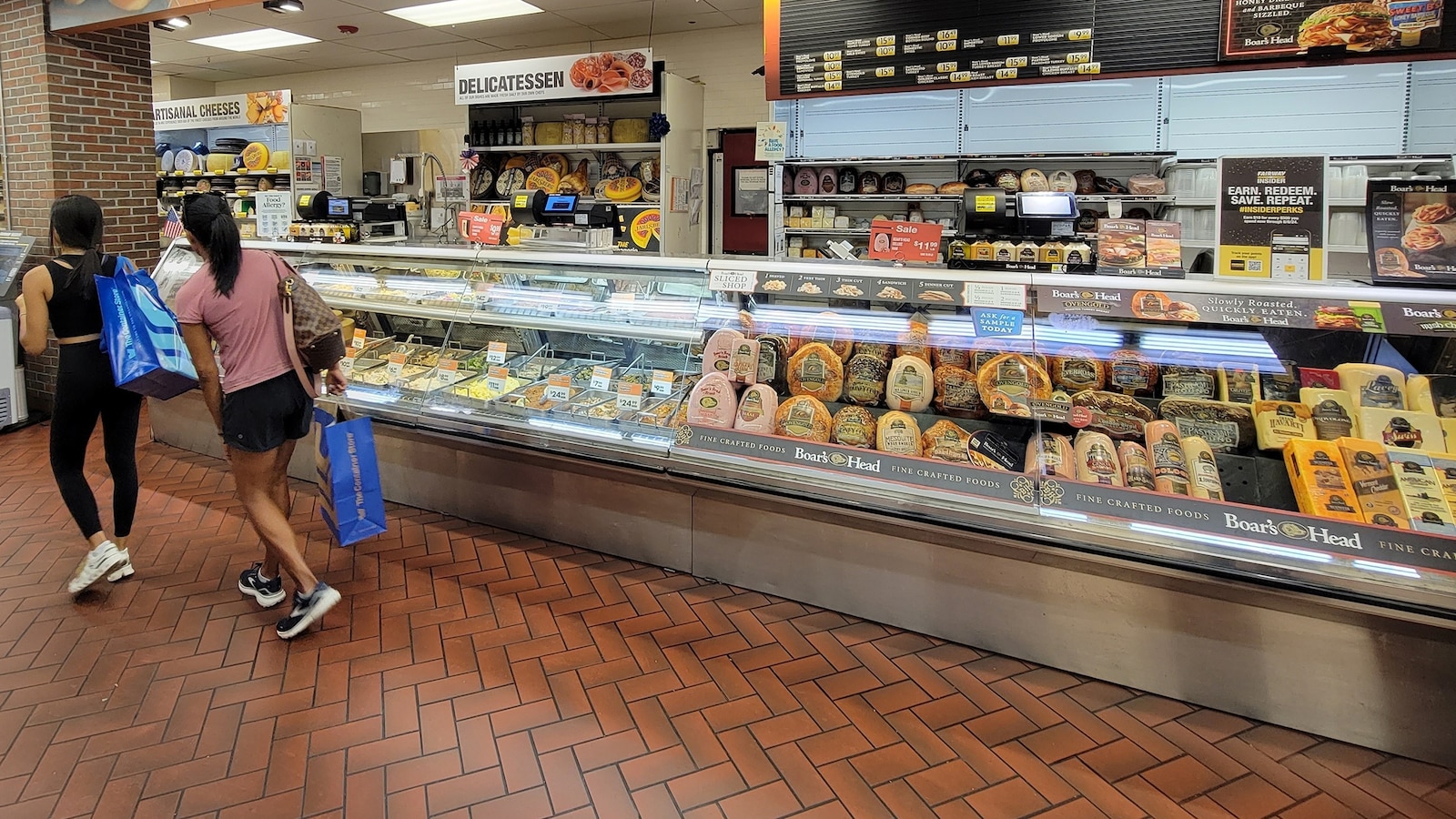 Boar's Head recalls deli meat amid deadly multistate listeria outbreak