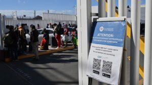 As Trump blocks asylum seekers, Supreme Court to decide if US must review claims