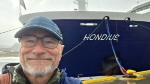 American oncologist who became cruise ship’s de-facto head doctor amid hantavirus outbreak speaks to ABC News