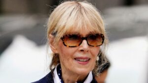 Trump asks Supreme Court to overturn $83M judgment in E. Jean Carroll case