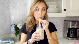 WATCH:  Frozen coffee trend takes over social media