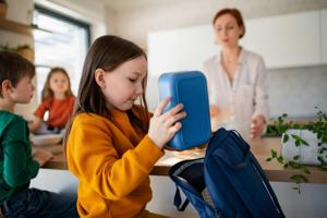 Back-to-school inflation pushes parents toward cheaper brands, fewer lunchbox favorites