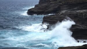 Hawaii braces for Hurricane Lowell amid risk of dangerous winds, flash floods