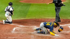 Brewers beat the Rays 4-1 to win the first World Series title in franchise history